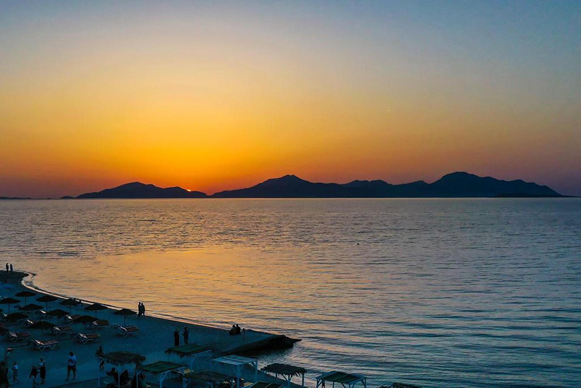 Seaside Marmari Hotel Екстериор снимка