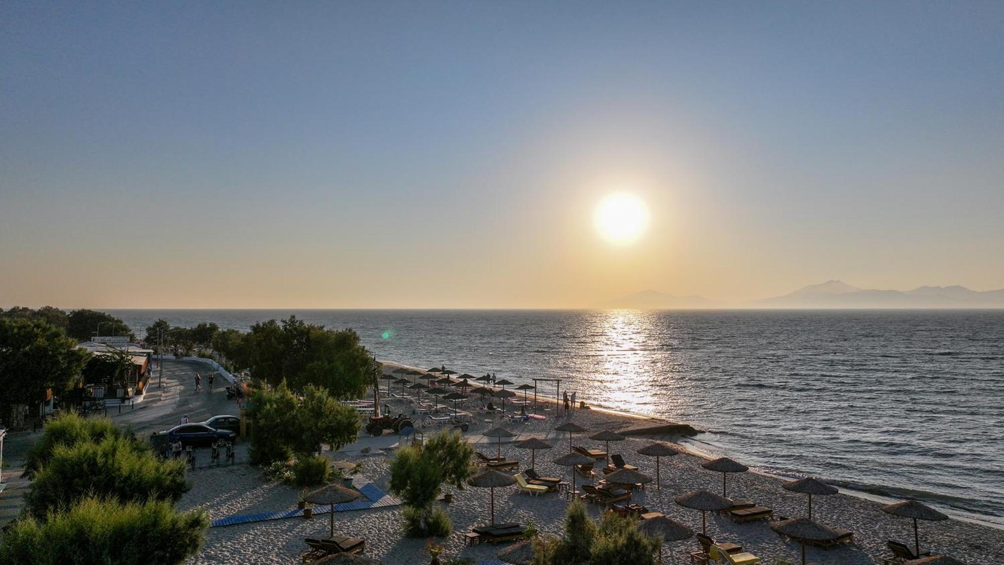 Seaside Marmari Hotel Екстериор снимка